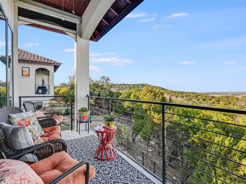 219 Honey Creek Court Austin TX 78738