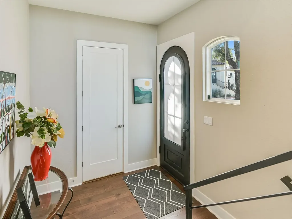 219 Honey Creek Court Austin TX 78738