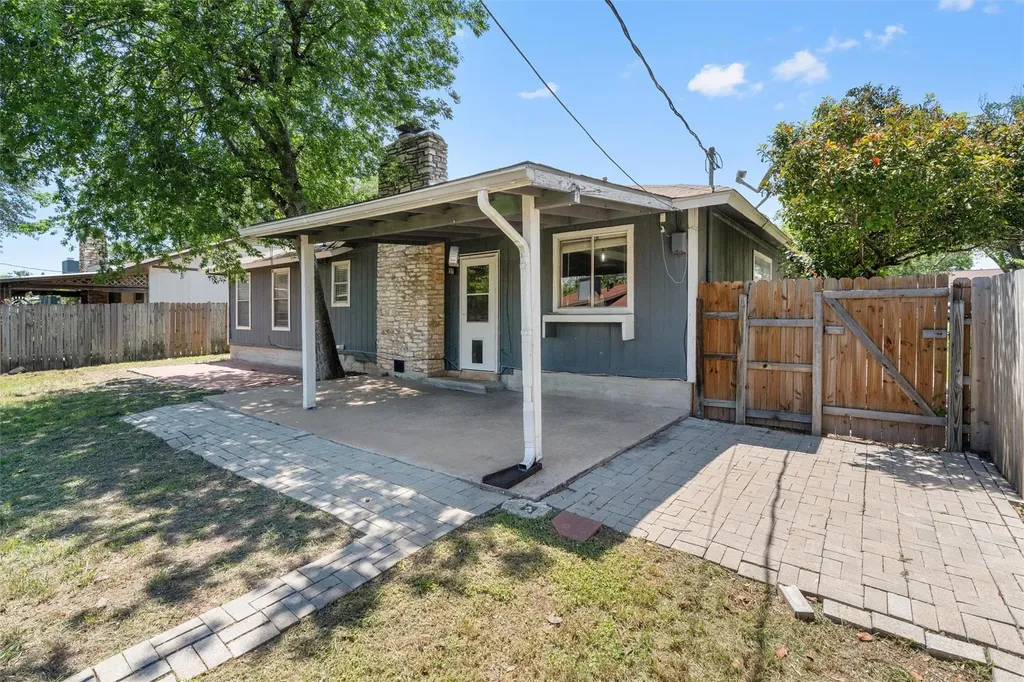13205 Bourbon Street Austin TX 78727