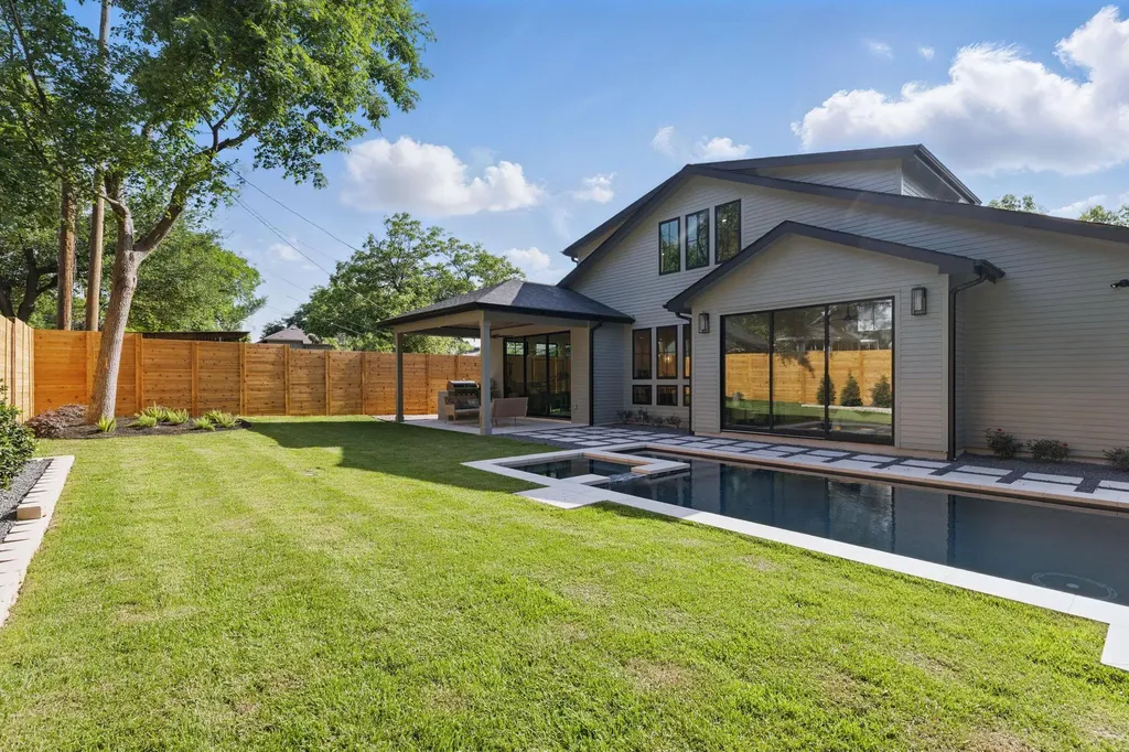 4910 W Park Drive Austin TX 78731