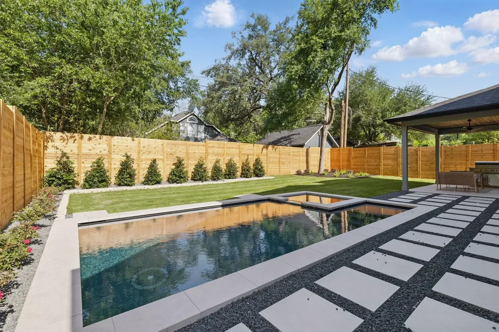 4910 W Park Drive Austin TX 78731