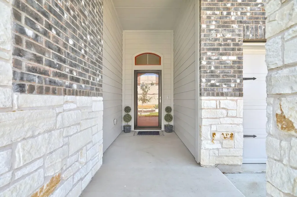 6205 Kildare Drive Georgetown TX 78626
