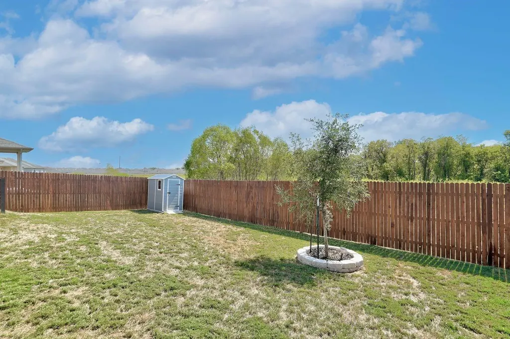 6205 Kildare Drive Georgetown TX 78626
