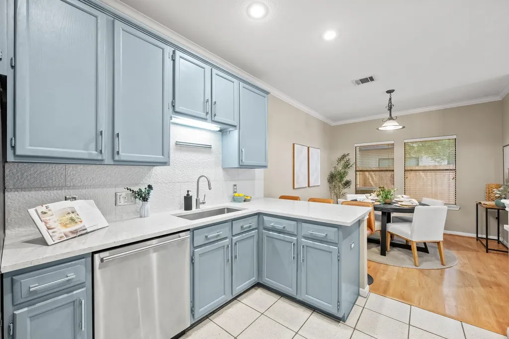 12212 Brigadoon Lane Austin TX 78727