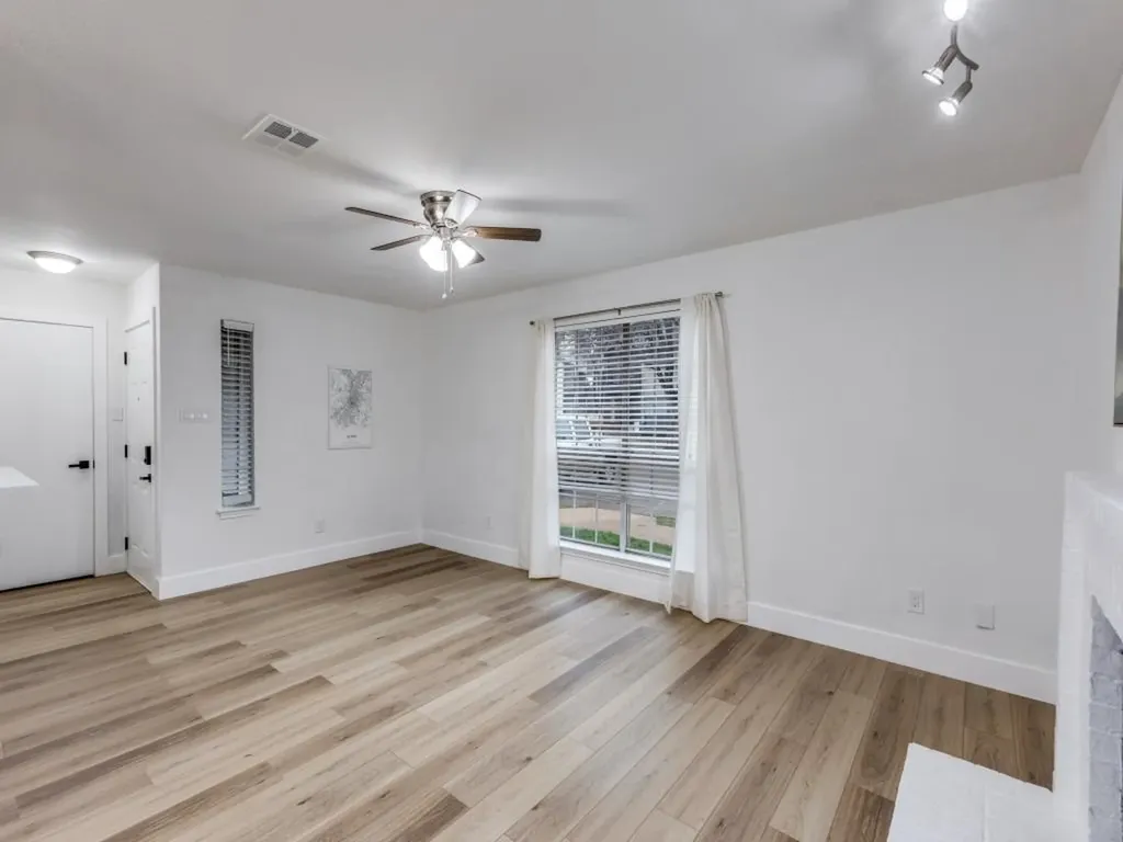 1845 River Crossing Circle Austin TX 78741