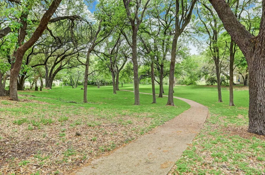 1845 River Crossing Circle Austin TX 78741