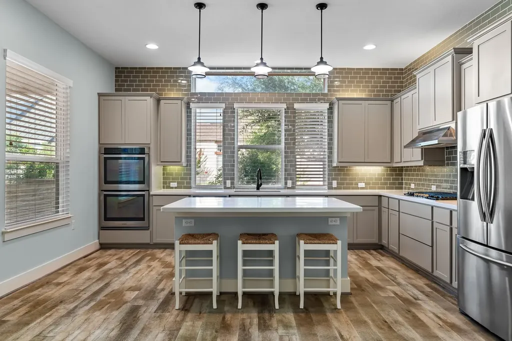 109 Francesco Lane Dripping Springs TX 78620