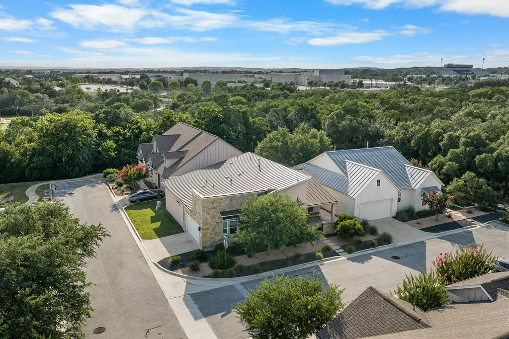 109 Francesco Lane Dripping Springs TX 78620