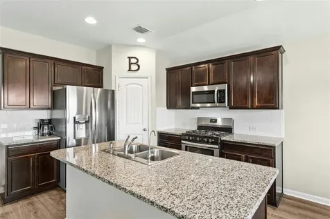 1010 Pembroke Court Hutto TX 78634