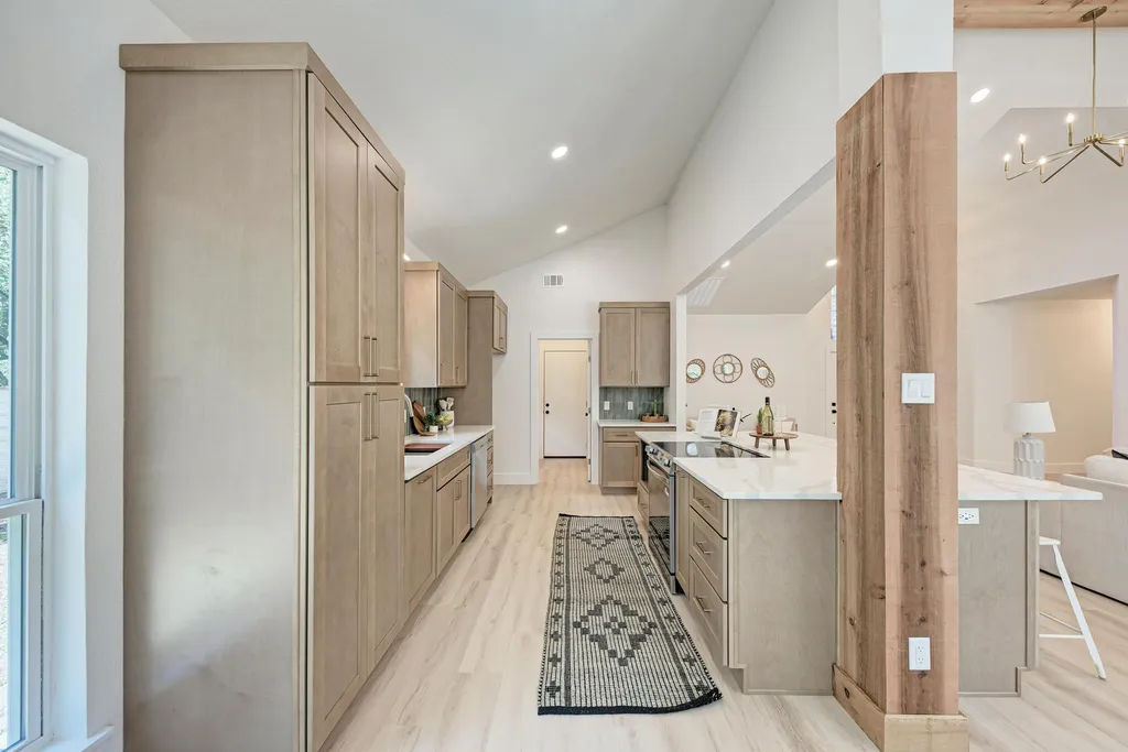 1110 Mayan Way Austin TX 78733