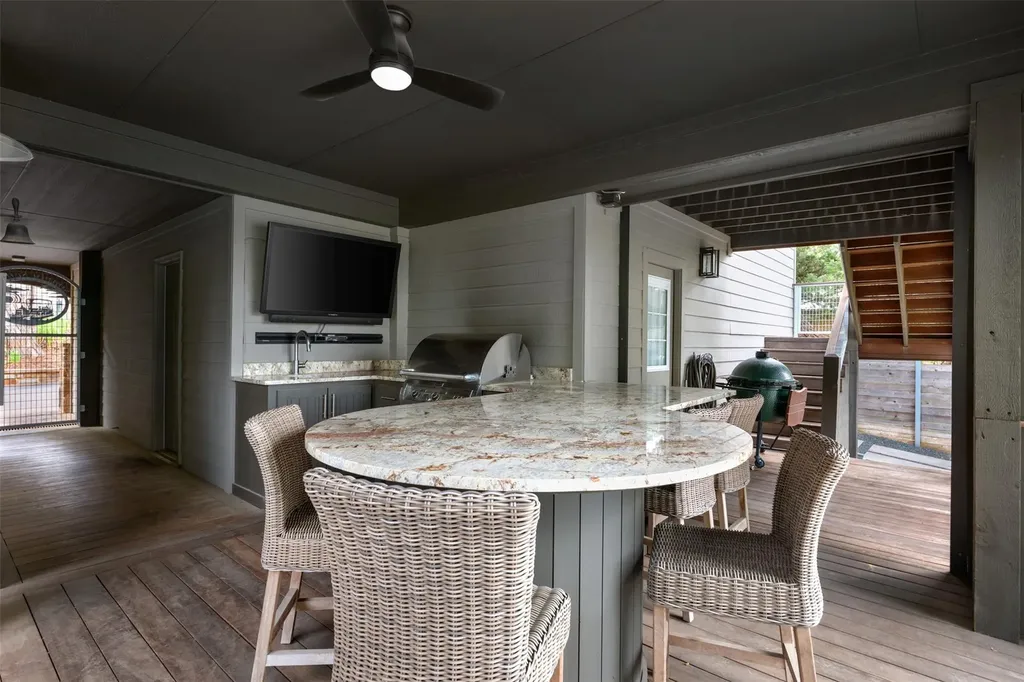 18944 Peckham Drive Lago Vista TX 78645