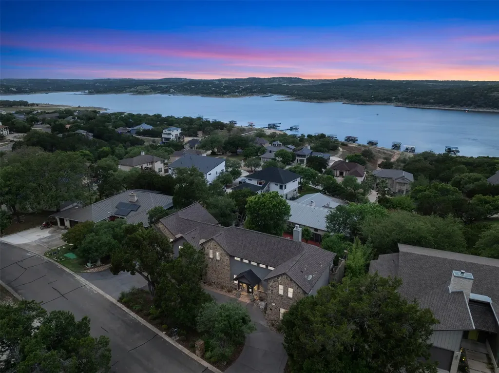 18944 Peckham Drive Lago Vista TX 78645