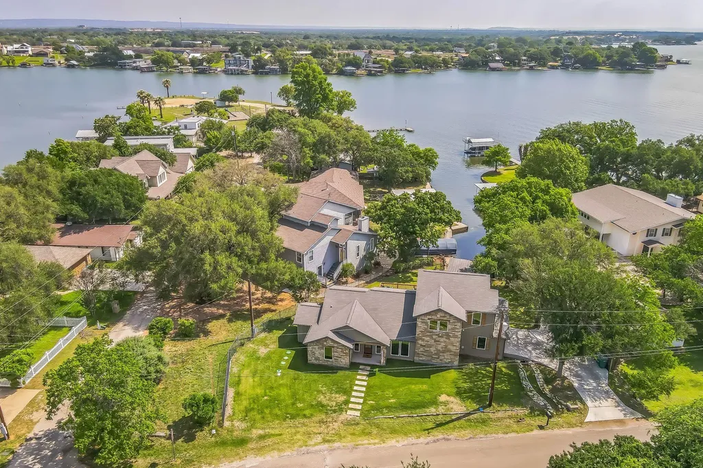 2403 Belaire East Lane Granite Shoals TX 78654