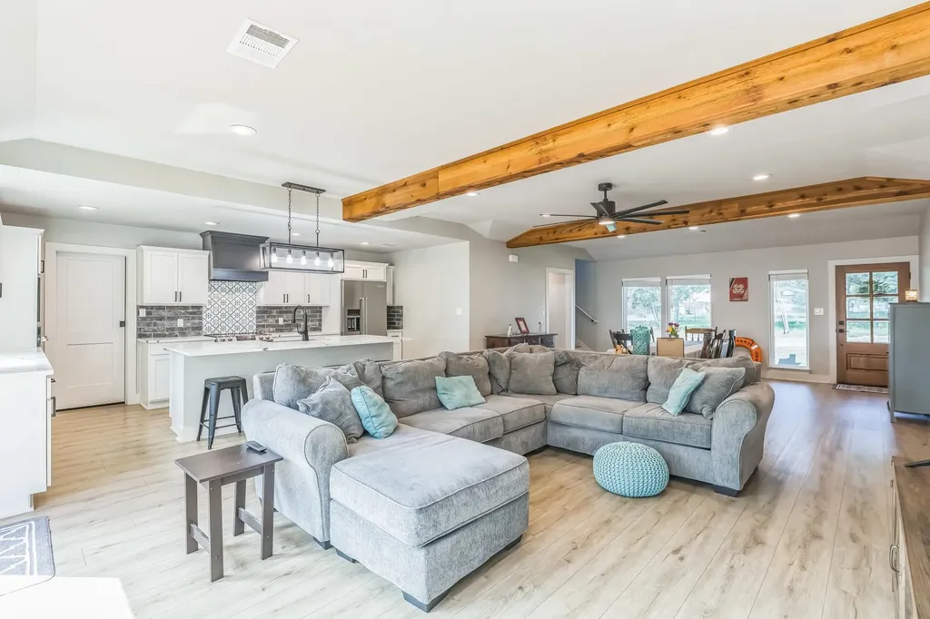 2403 Belaire East Lane Granite Shoals TX 78654
