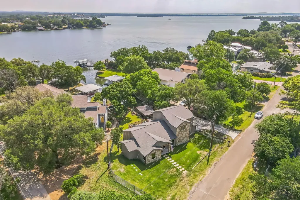 2403 Belaire East Lane Granite Shoals TX 78654