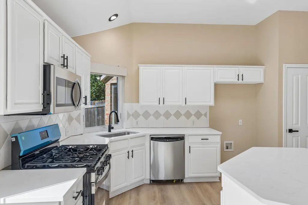 8414 Ironweed Run Round Rock TX 78681