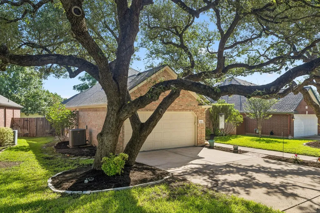 8414 Ironweed Run Round Rock TX 78681