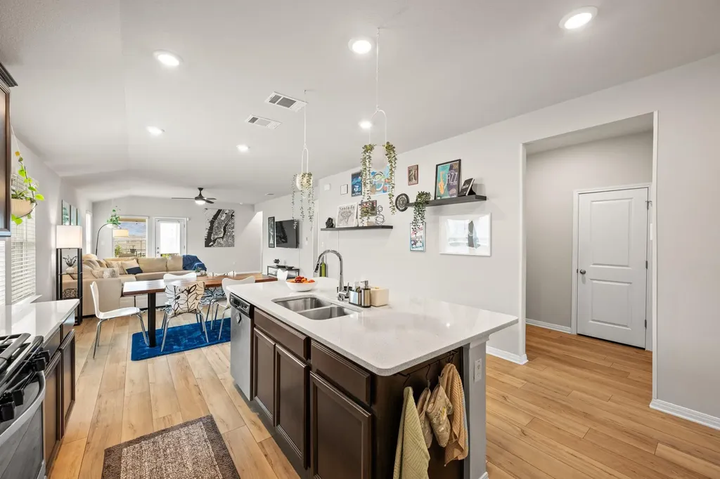 6509 Rounded Pebble Lane Buda TX 78610