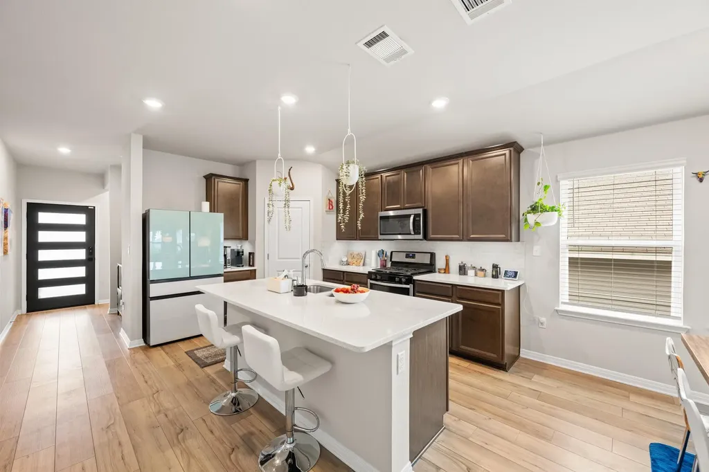 6509 Rounded Pebble Lane Buda TX 78610