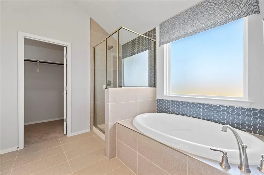 102 Crooked Trail Bastrop TX 78602