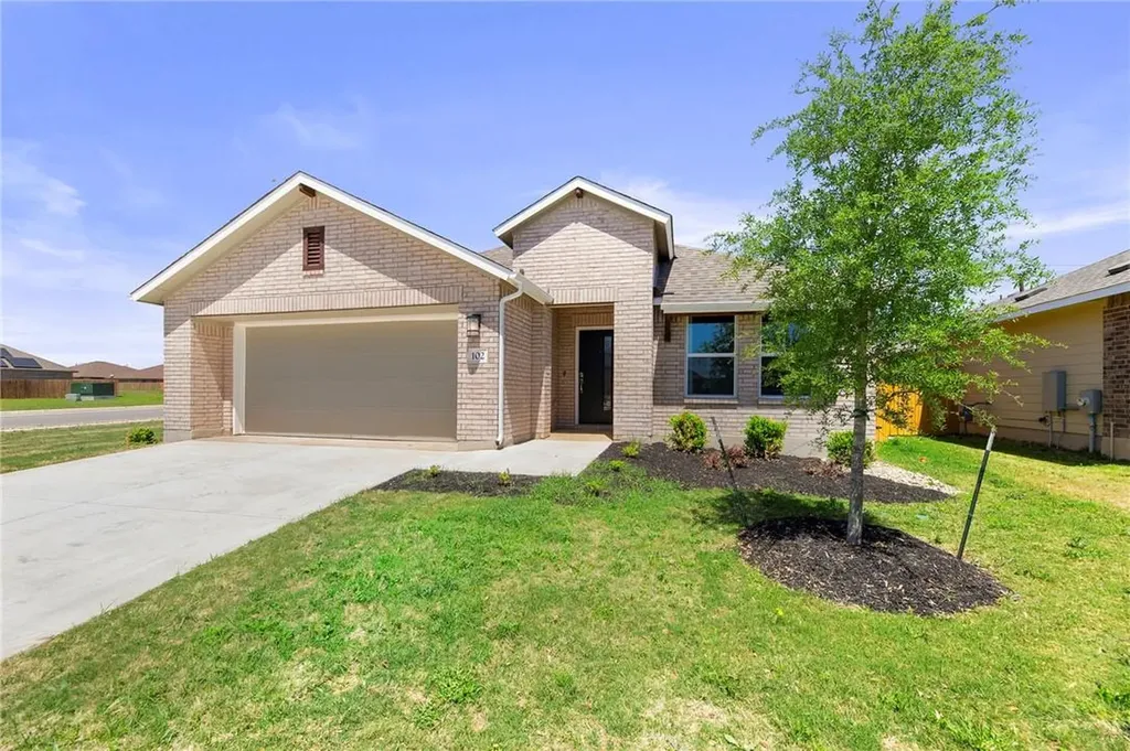 102 Crooked Trail Bastrop TX 78602
