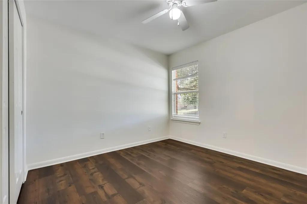 100 Barn Owl Loop Leander TX 78641