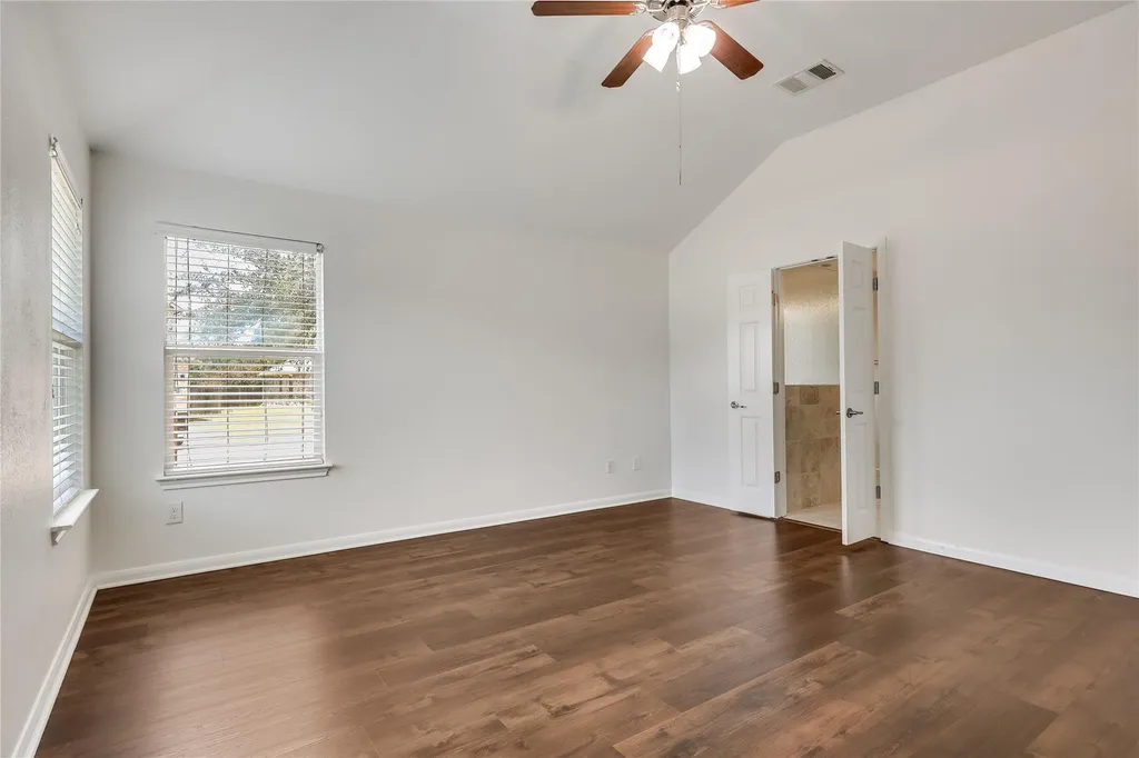 100 Barn Owl Loop Leander TX 78641
