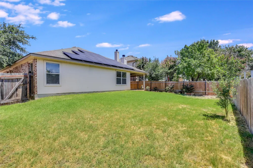 100 Barn Owl Loop Leander TX 78641