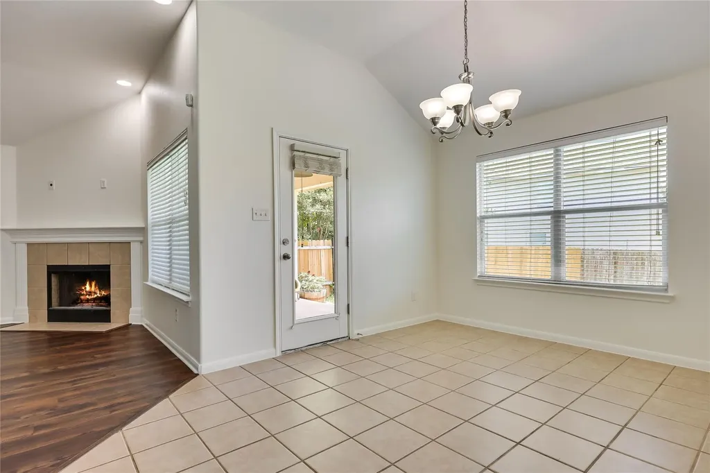100 Barn Owl Loop Leander TX 78641