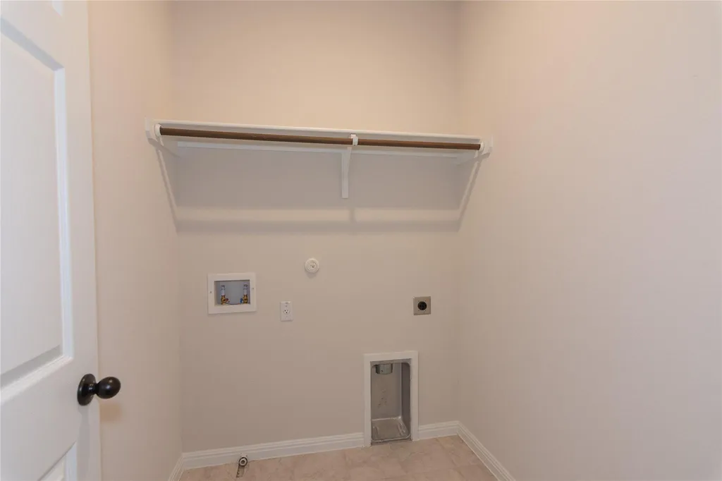 2500 Roosevelt Road Leander TX 78641
