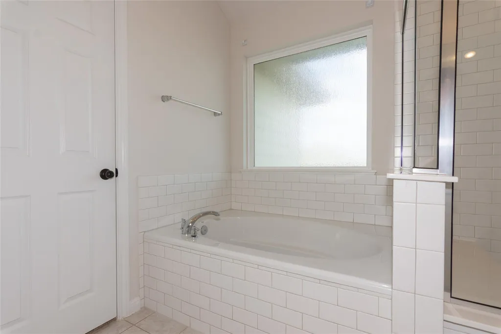 2500 Roosevelt Road Leander TX 78641
