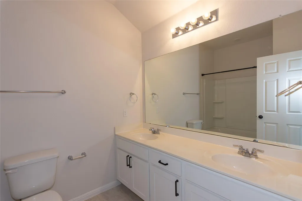 2500 Roosevelt Road Leander TX 78641