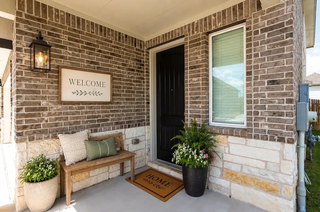 2500 Roosevelt Road Leander TX 78641