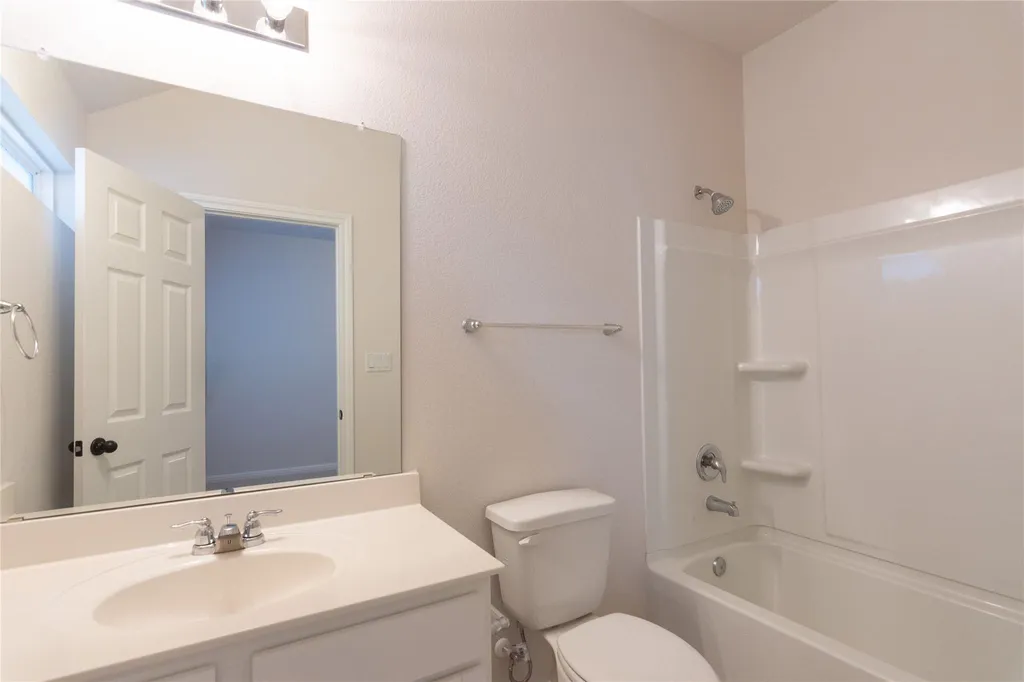 2500 Roosevelt Road Leander TX 78641