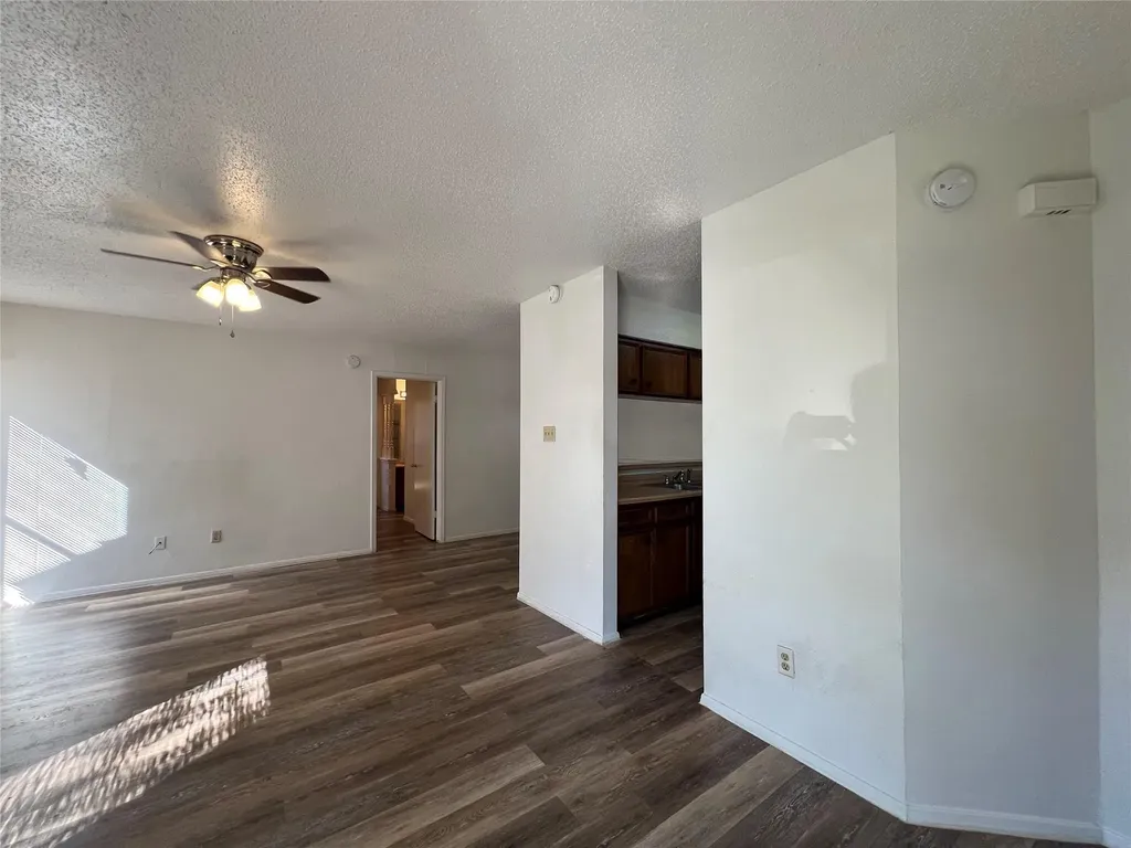 10616 Mellow Meadows Austin TX 78750