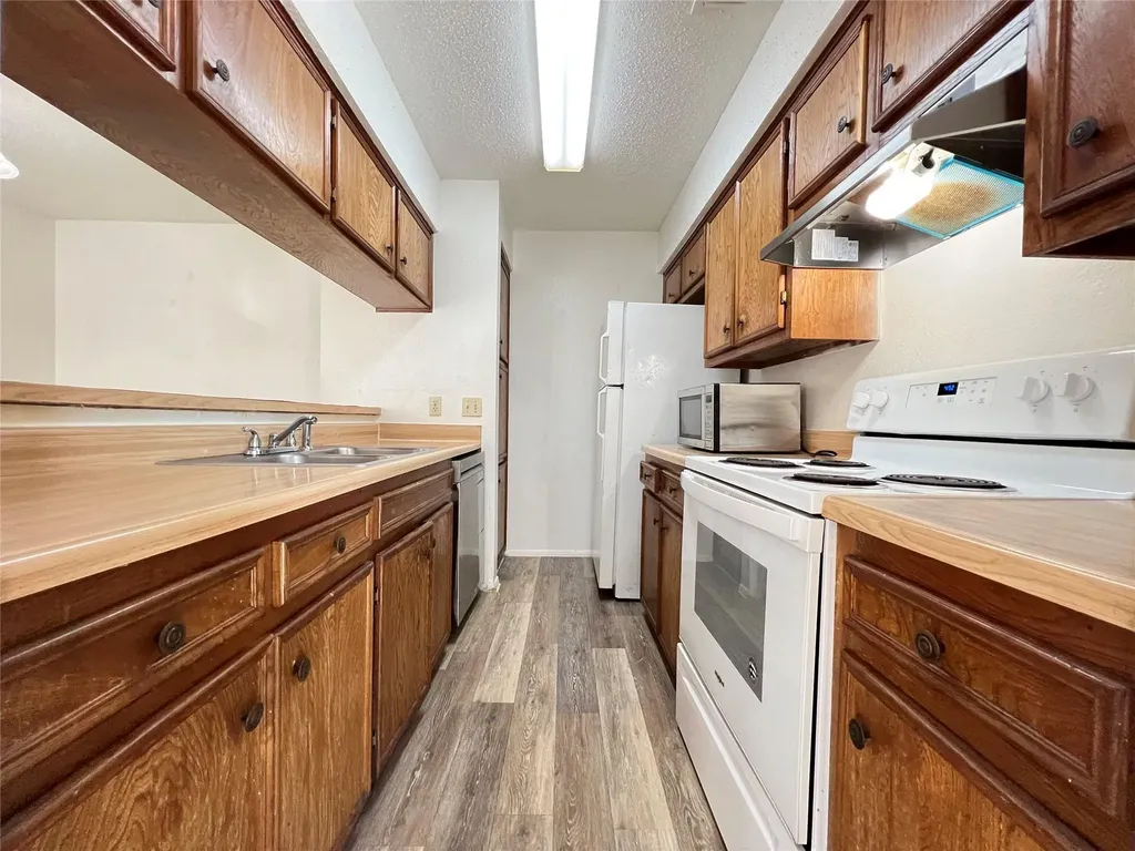 10616 Mellow Meadows Austin TX 78750