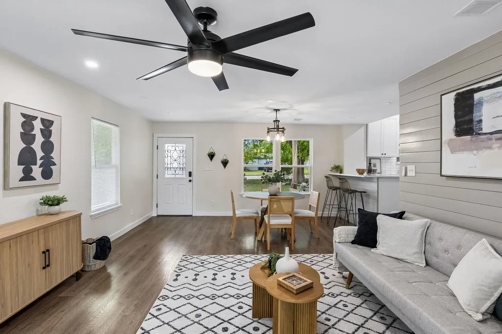 1909 S Pine Street Georgetown TX 78626
