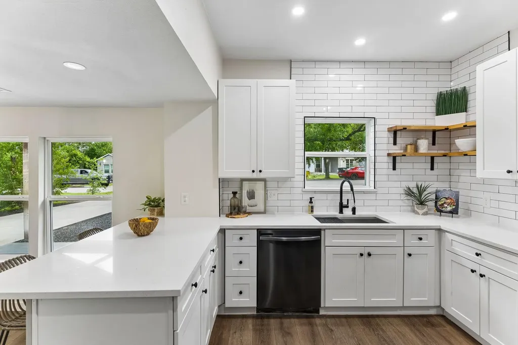 1909 S Pine Street Georgetown TX 78626