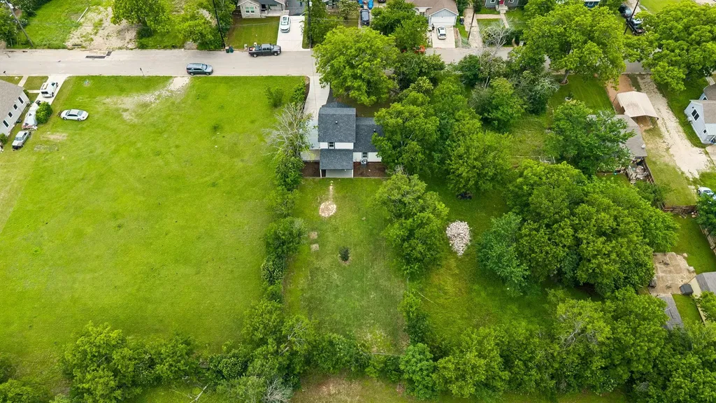 1909 S Pine Street Georgetown TX 78626