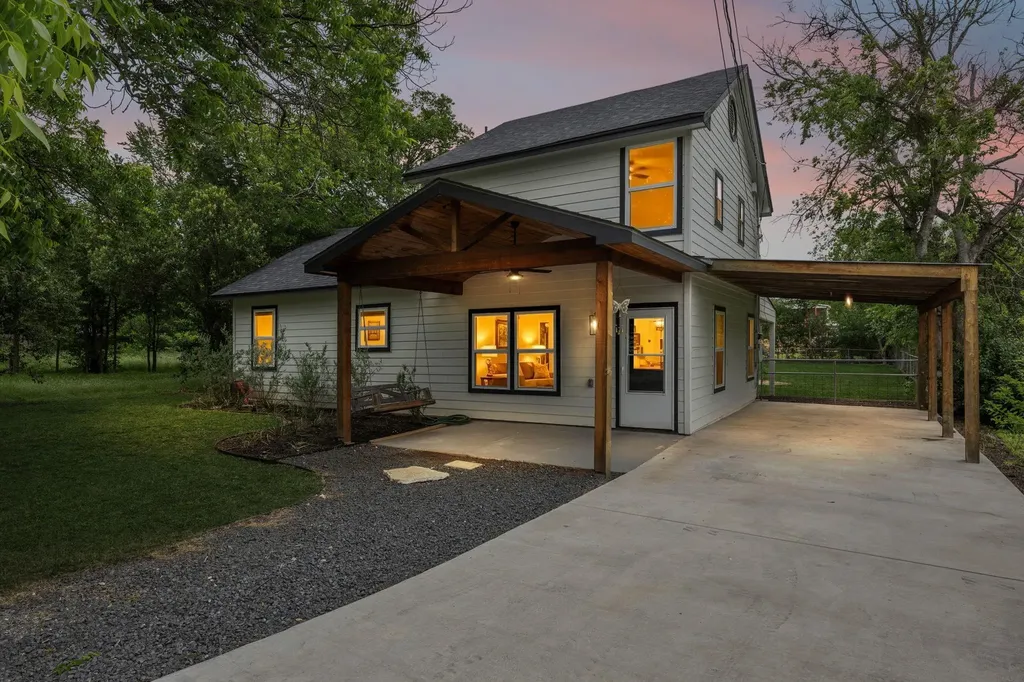 1909 S Pine Street Georgetown TX 78626