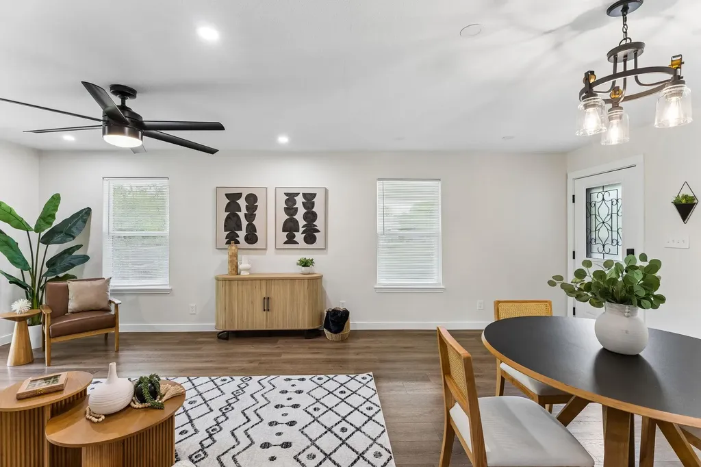 1909 S Pine Street Georgetown TX 78626