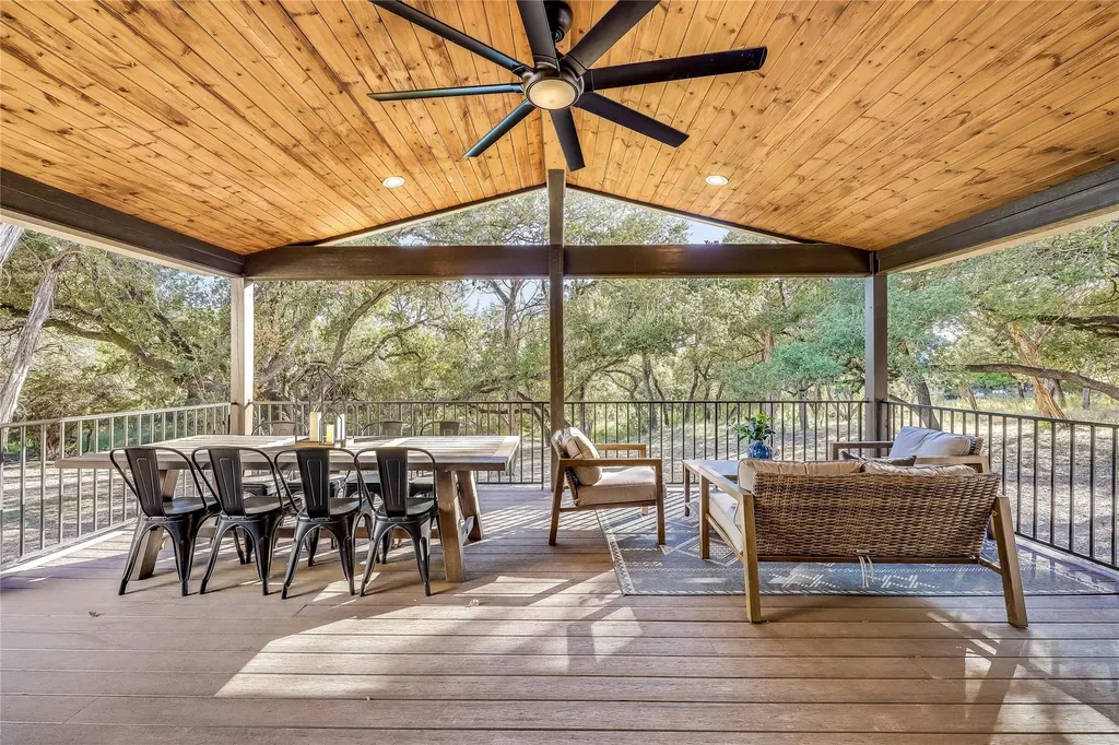 7601 Bar K Ranch Road Lago Vista TX 78645