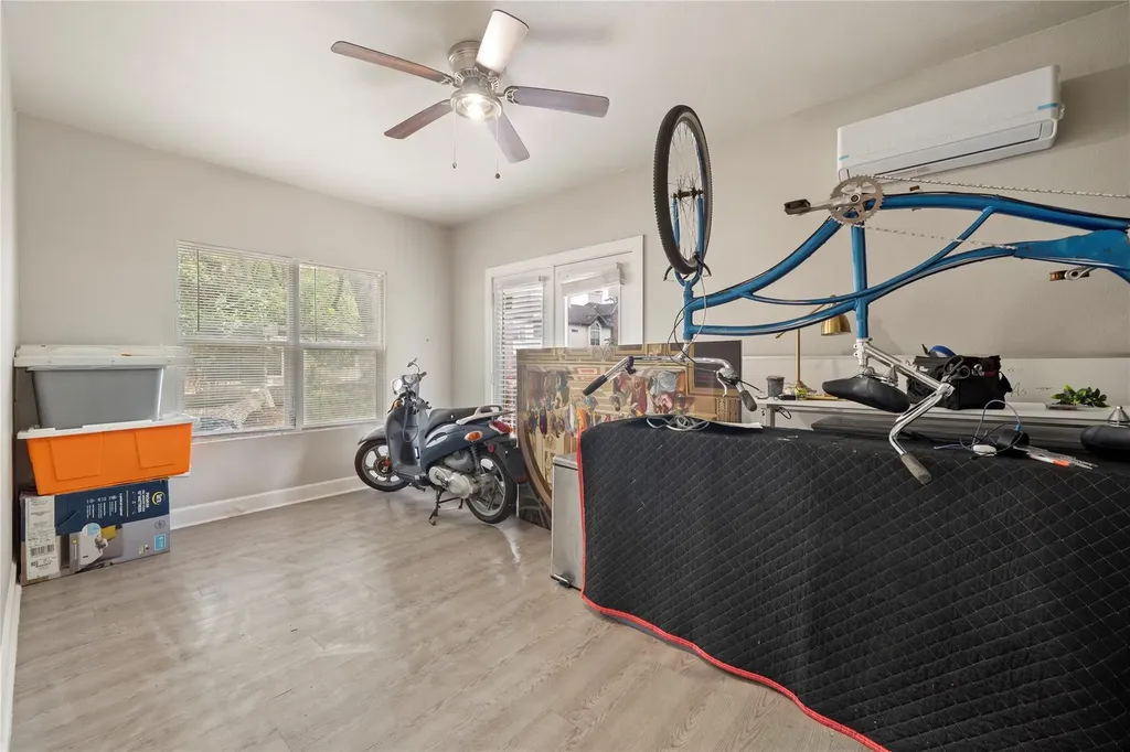 201 W 31st Street Austin TX 78705
