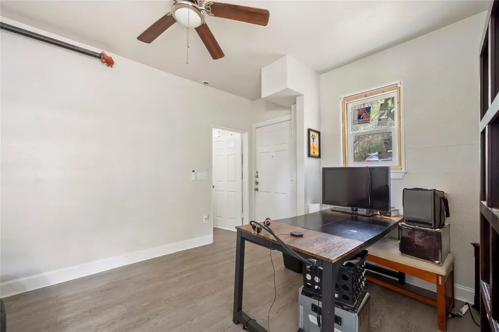 201 W 31st Street Austin TX 78705