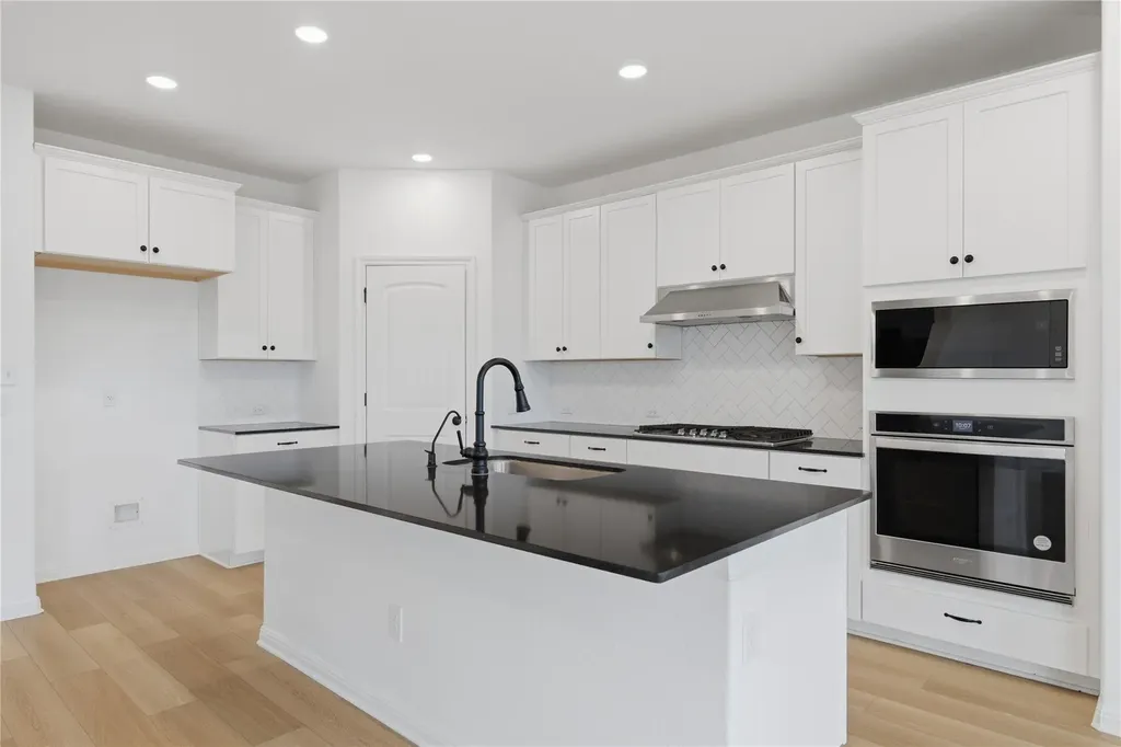 12900 Cerro Castellan Trace Manor TX 78653