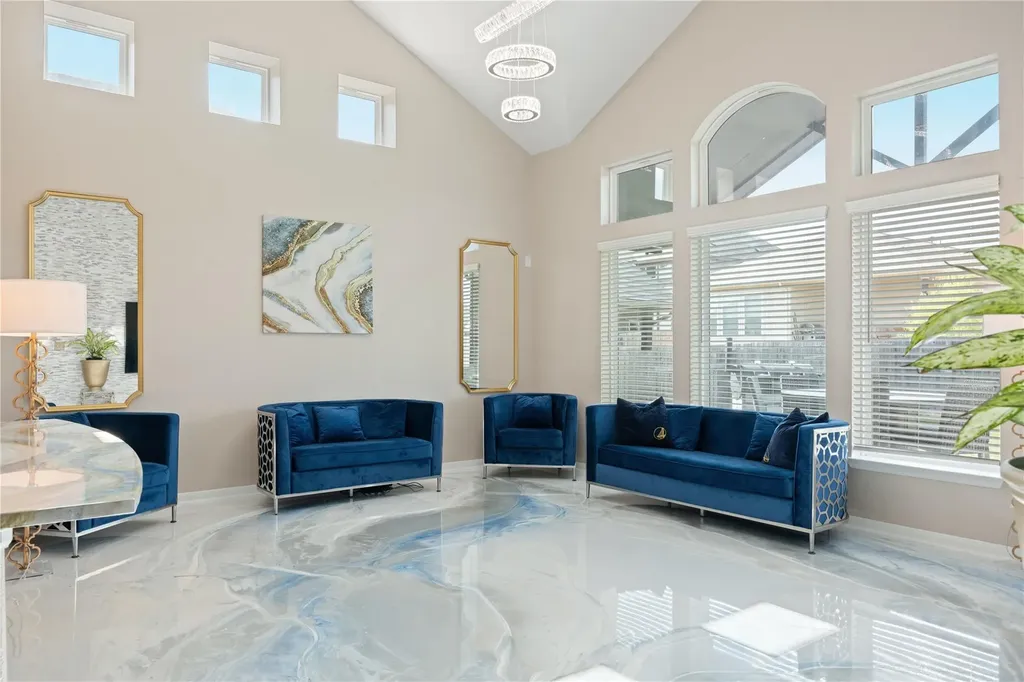 241 Oleander Loop Buda TX 78610
