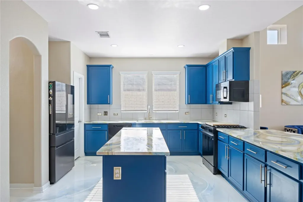 241 Oleander Loop Buda TX 78610