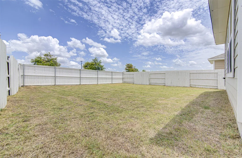 156 Tillage Road Elgin TX 78621