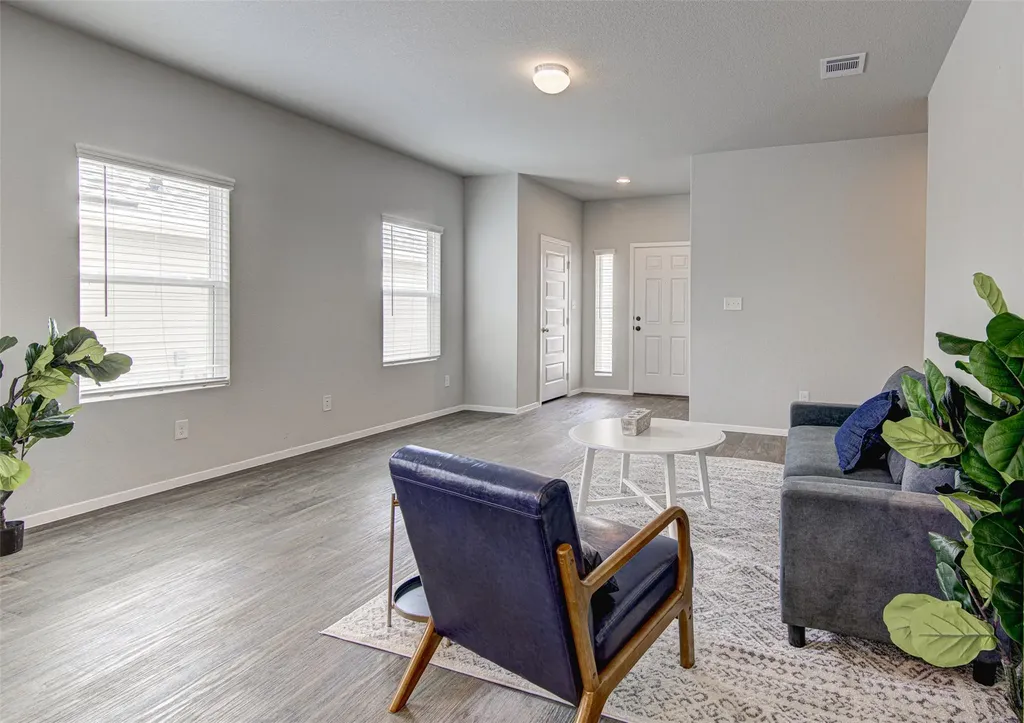 156 Tillage Road Elgin TX 78621
