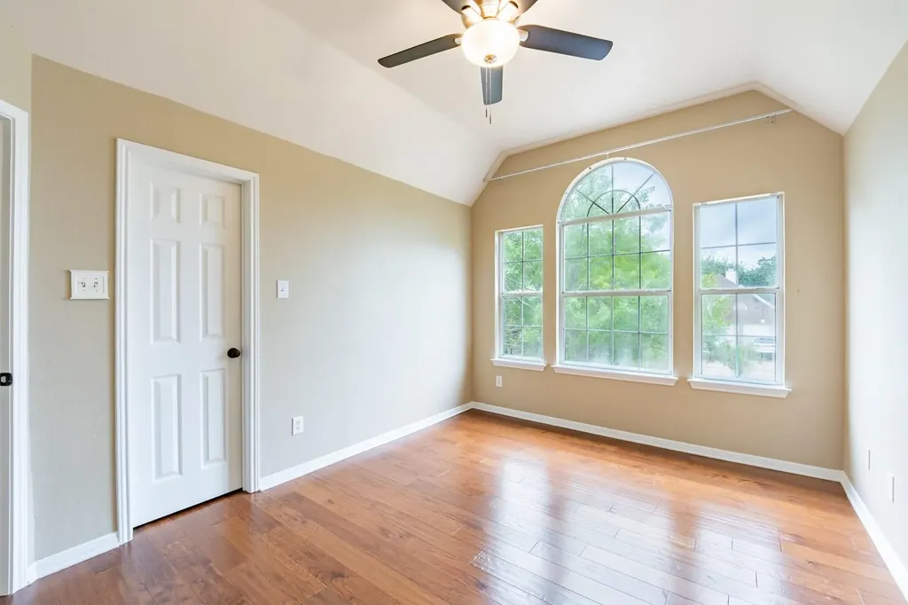 11507 Kempwood Drive Austin TX 78750